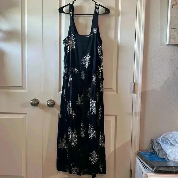 NWT Lover. The Label Dress - Picture 3 of 10